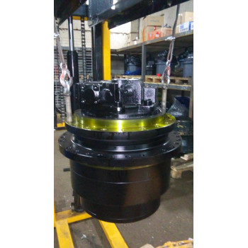 Редуктор хода с мотором Doosan Solar300